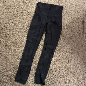 Lululemon Fast and Free 28” non-reflective